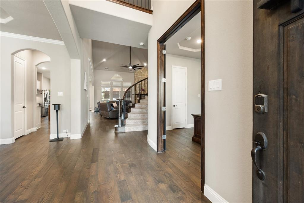 9913 Villa Verde Dr, Fort Worth, TX 76179 photo