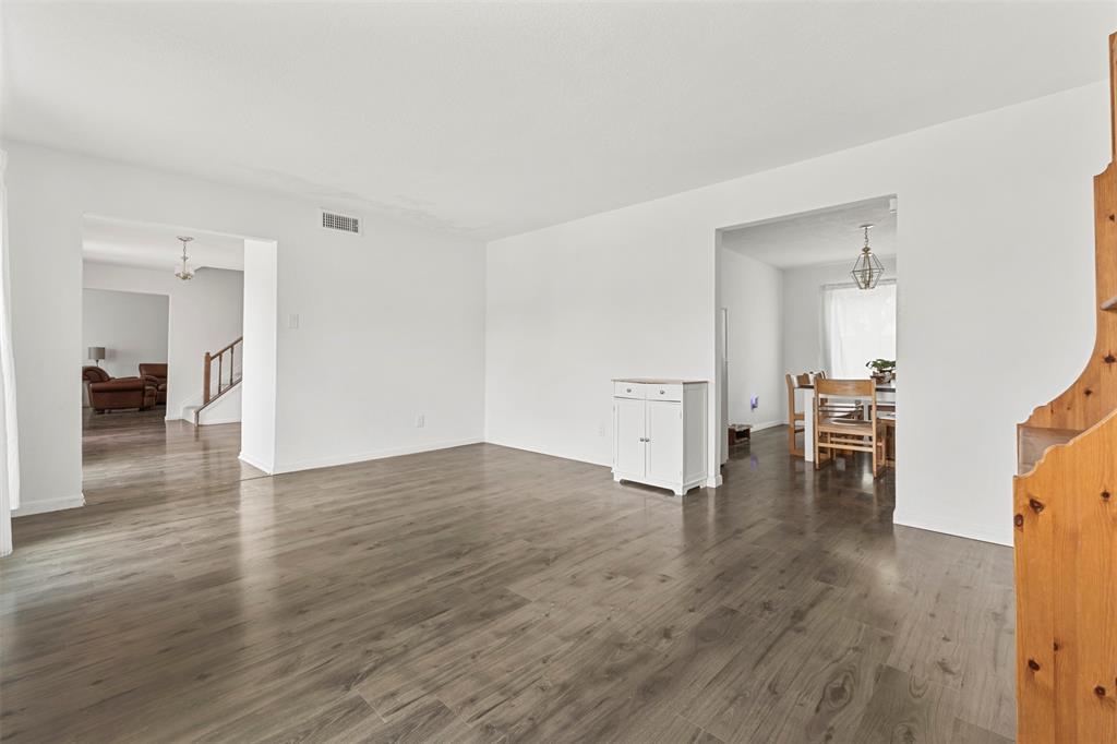 7233 Bayberry Ln, Dallas, TX 75249 photo