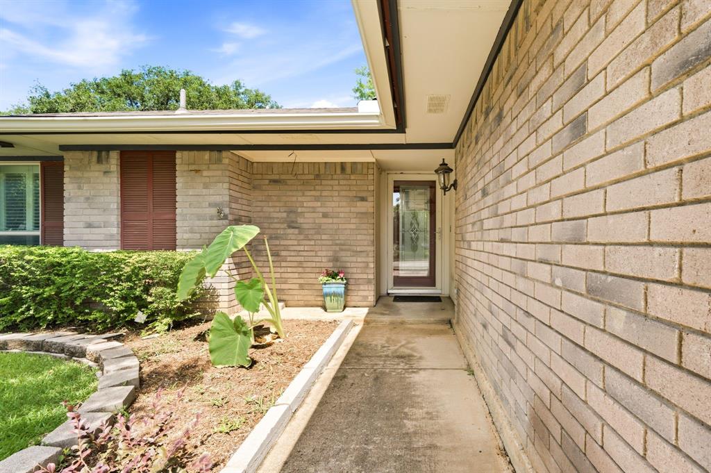 2507 Poppy Ln, Euless, TX 76039 photo