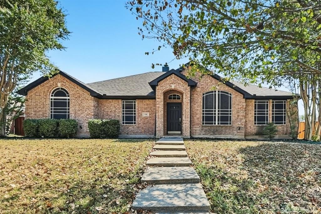 128 Annette St, Lancaster, TX 75146