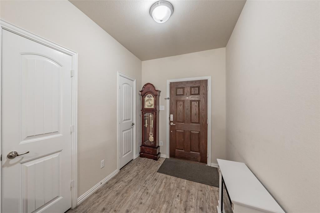 2841 Mesquite Rd, Fort Worth, TX 76111 photo