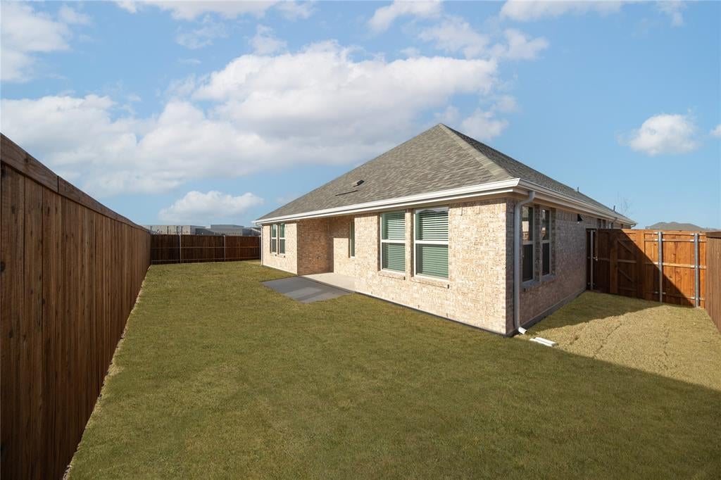 141 Glory Ln, Forney, TX 75126 photo