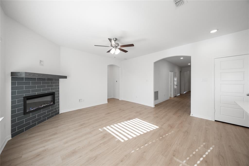 141 Glory Ln, Forney, TX 75126 photo