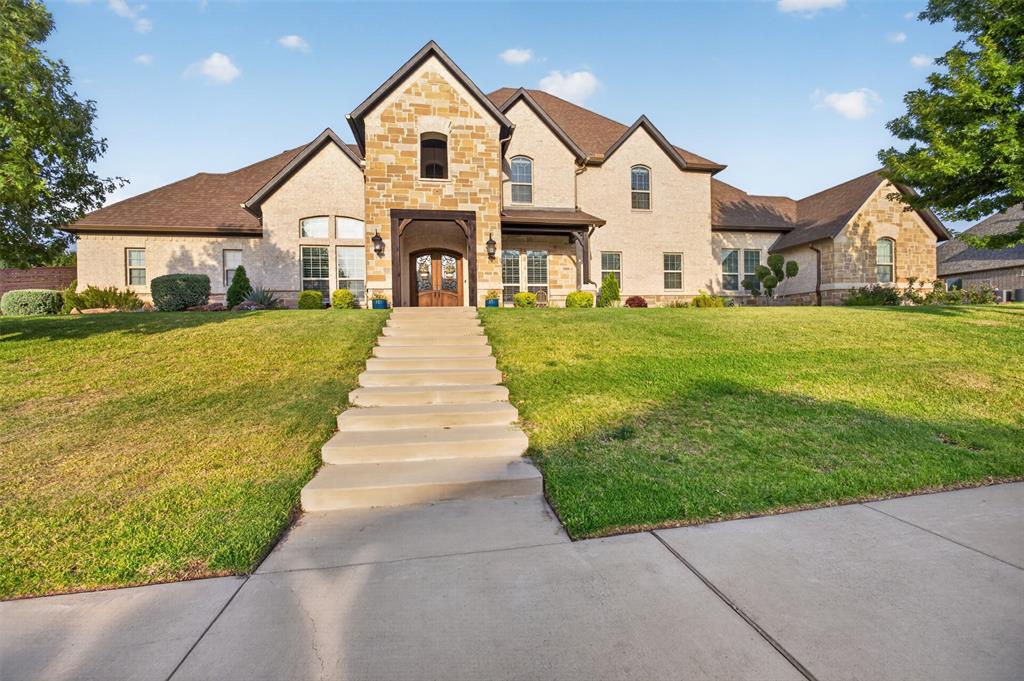 1100 Stone Ridge Ln, Desoto, TX 75115