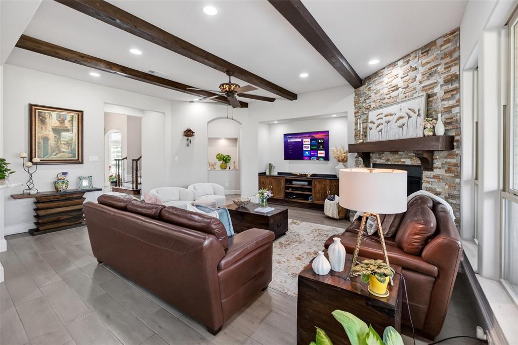 1100 Stone Ridge Ln, Desoto, TX 75115 photo