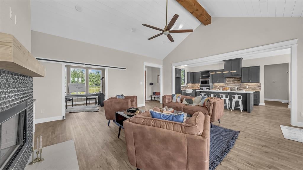3171 B Pear Orchard, Granbury, TX 76048 photo