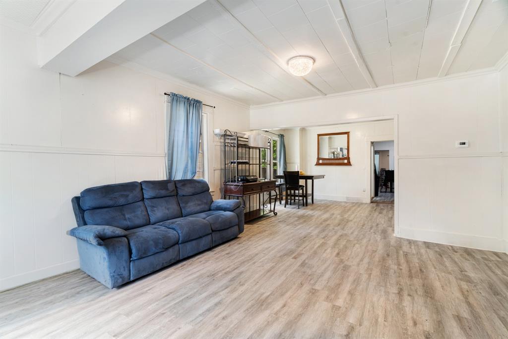 947 SE 6 St, Paris, TX 75460 photo
