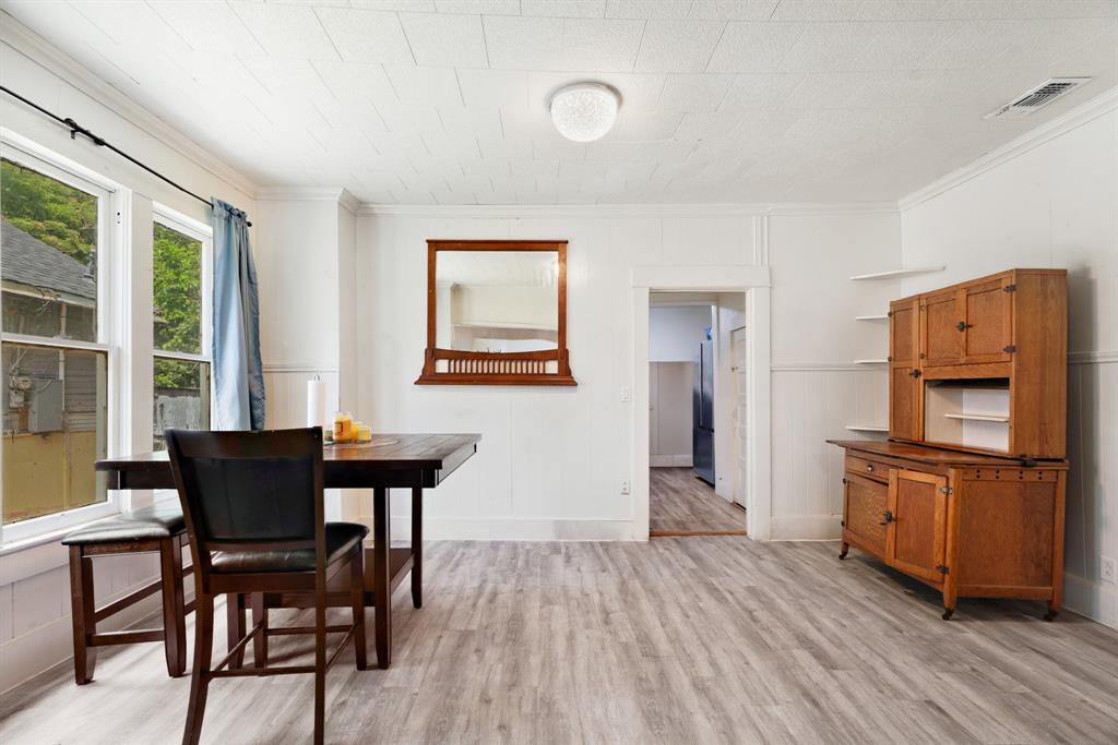 947 SE 6 St, Paris, TX 75460 photo