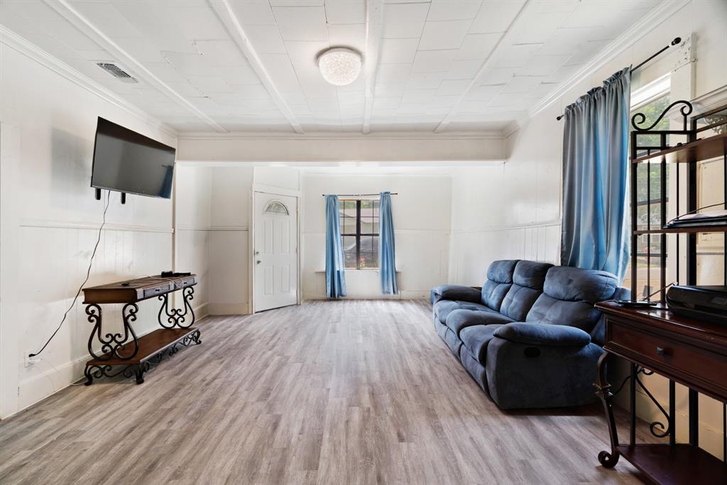 947 SE 6 St, Paris, TX 75460 photo