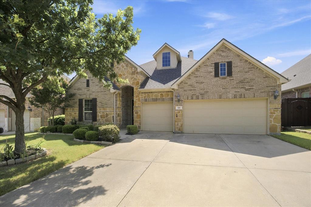121 Oakwood Ln, Hickory Creek, TX 75065