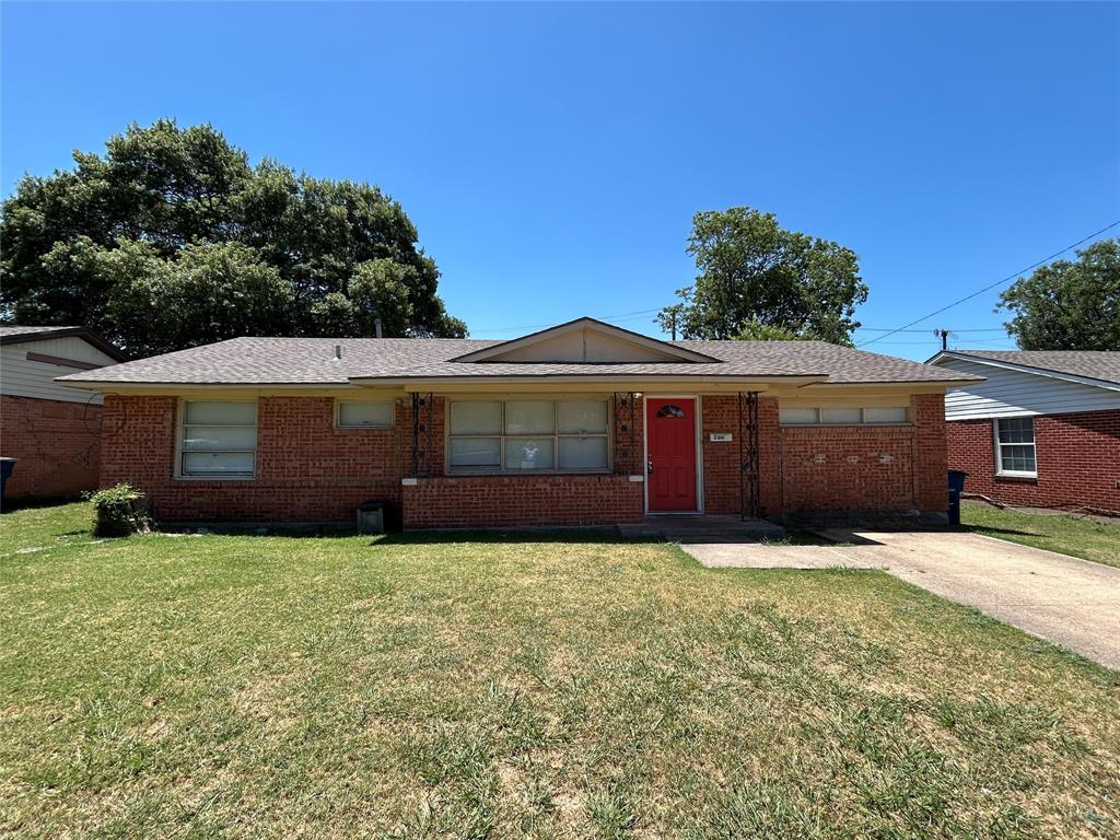 130 Cherry Point Dr, Dallas, TX 75232