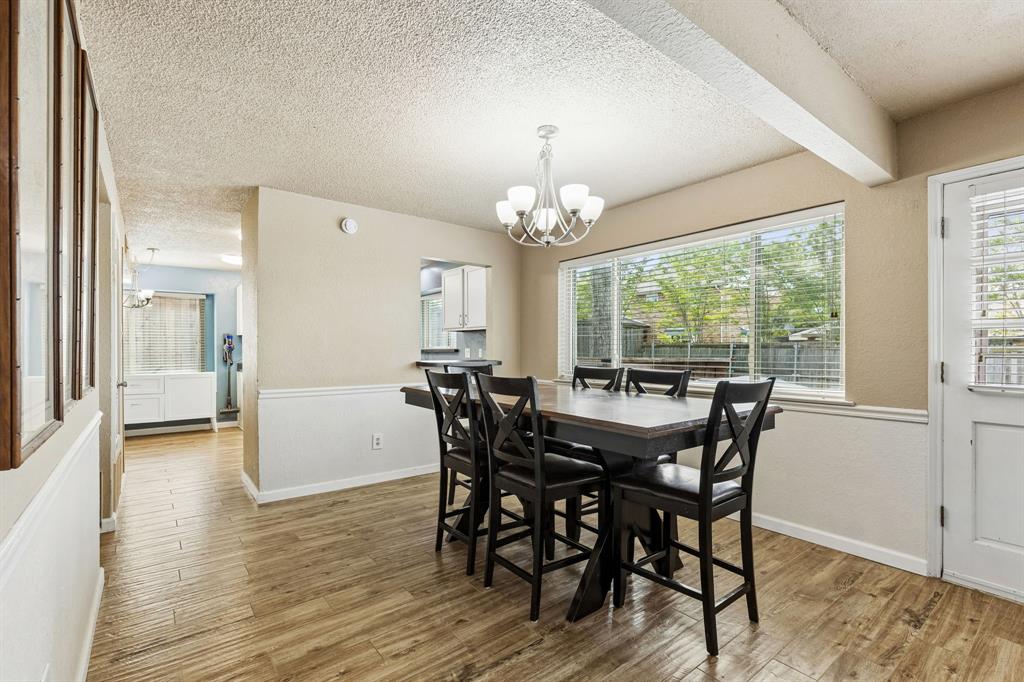 304 Lark Ln, Euless, TX 76039 photo