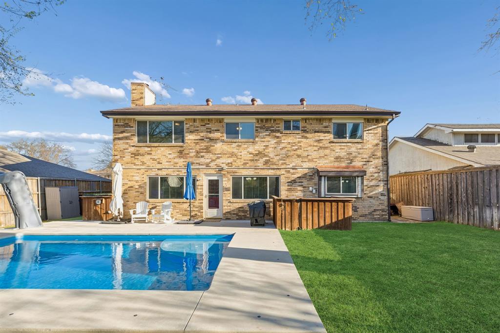 304 Lark Ln, Euless, TX 76039 photo