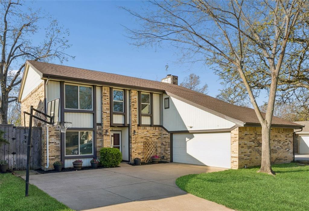 304 Lark Ln, Euless, TX 76039 photo