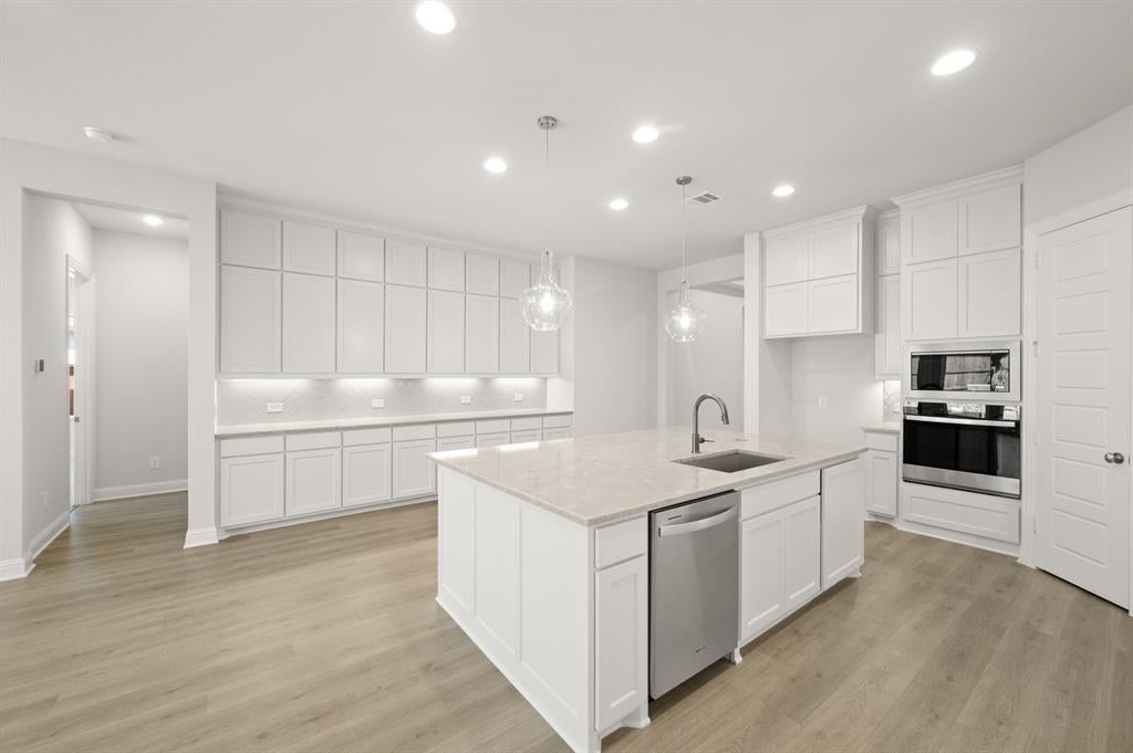 1417 Ripple Glass Rd, Midlothian, TX 76065 photo