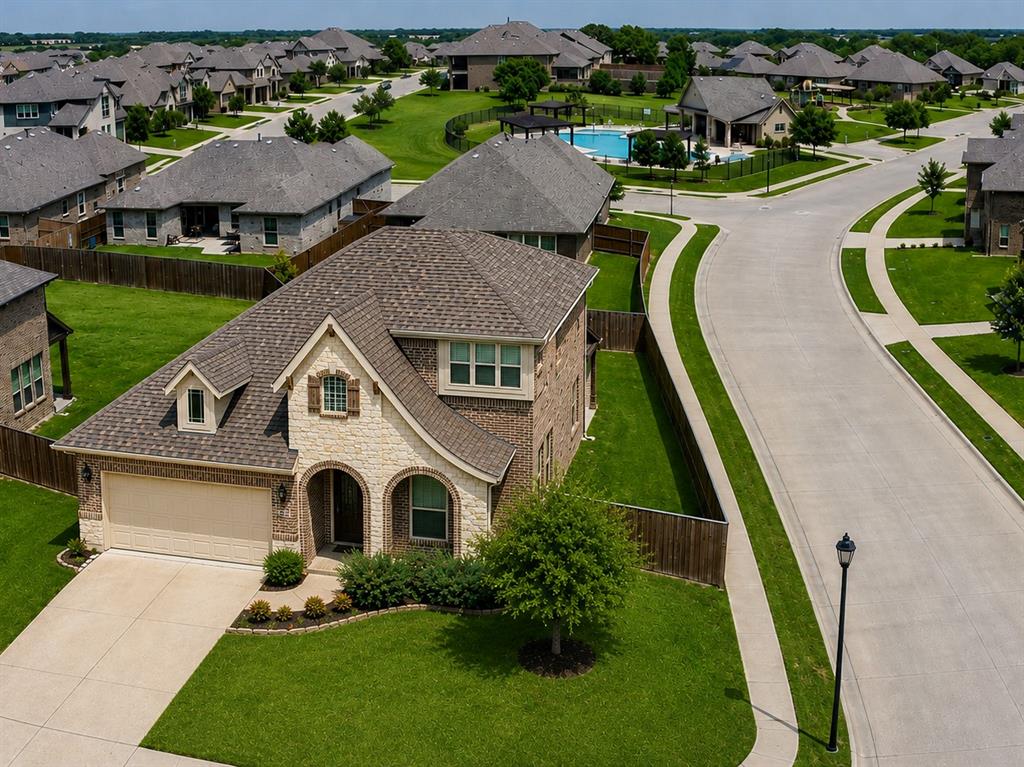 502 Ranchwood Dr, Justin, TX 76247
