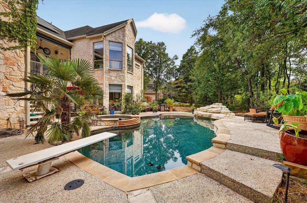 2801 River Bend Trl, Flower Mound, TX 75022
