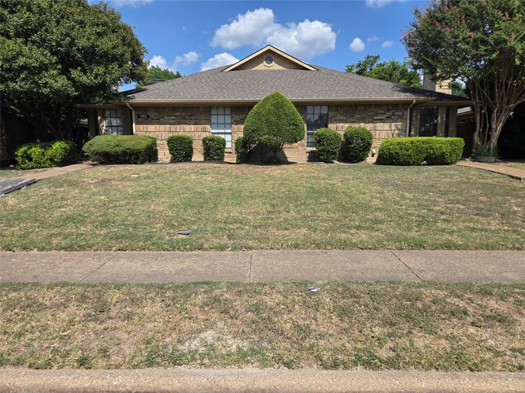 11912 Garden Terrace Dr, Dallas, TX 75243 photo