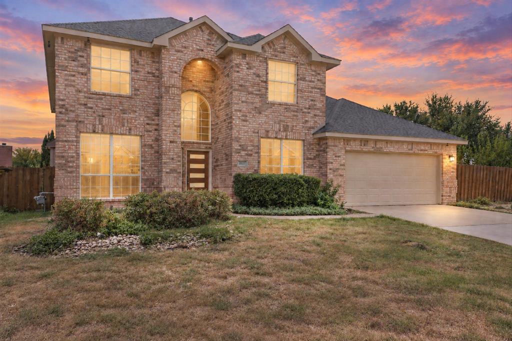 2831 Atrium Dr, Grand Prairie, TX 75052