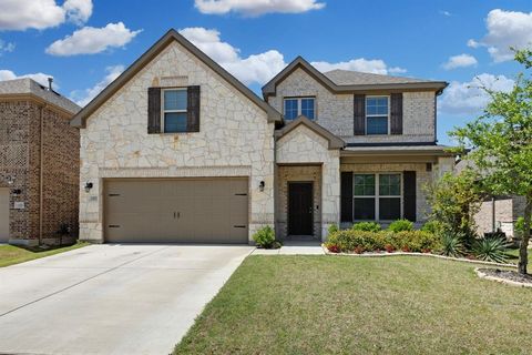Single Family Residence in Fort Worth TX 11833 Toppell Trail.jpg