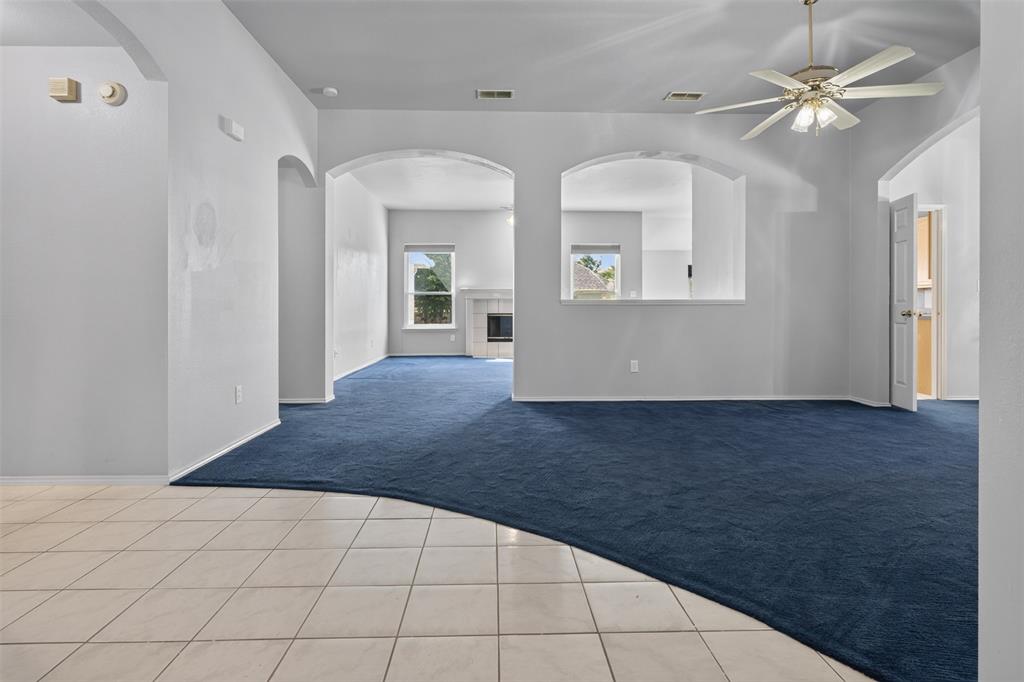 1005 Wilderness Trl, Crowley, TX 76036 photo