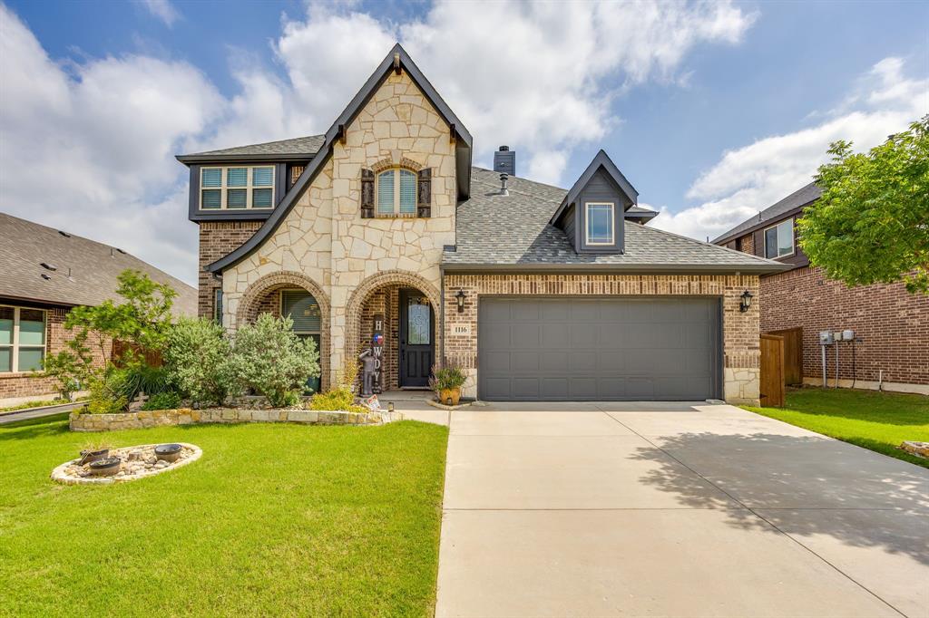 1116 Bear Oak Dr, Burleson, TX 76028