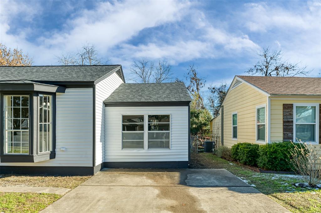 2842 Carlson Dr, Dallas, TX 75235 photo
