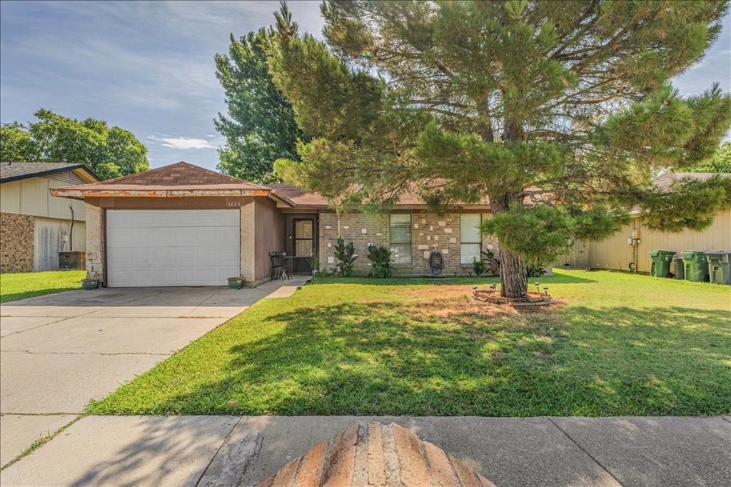 3423 Hickory Hill Dr, Arlington, TX 76014