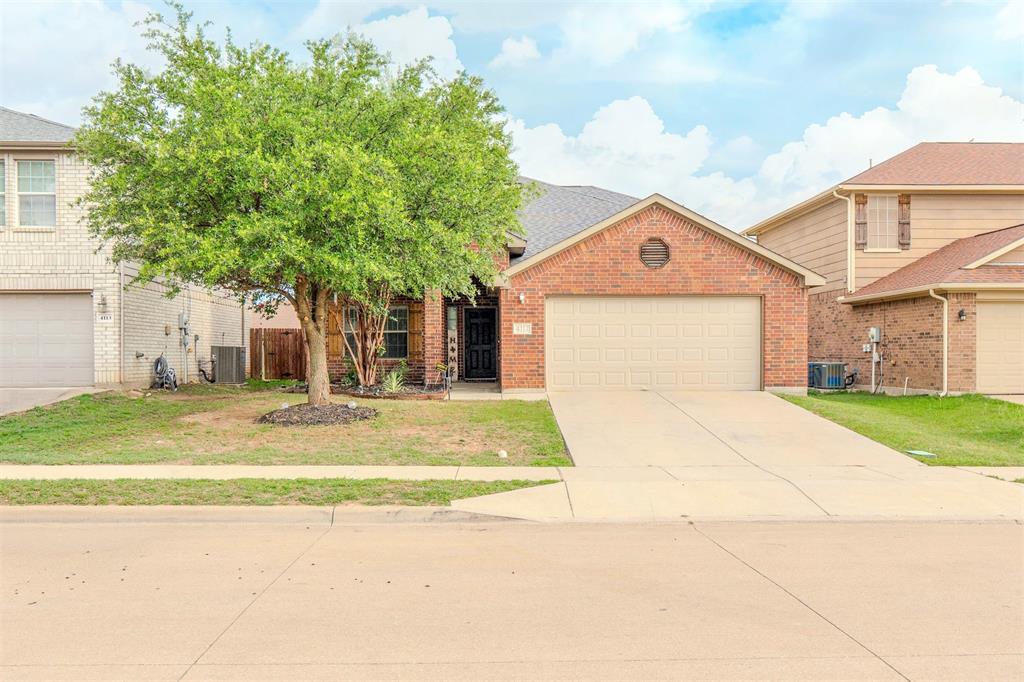 4117 Tiburon St, Fort Worth, TX 76106