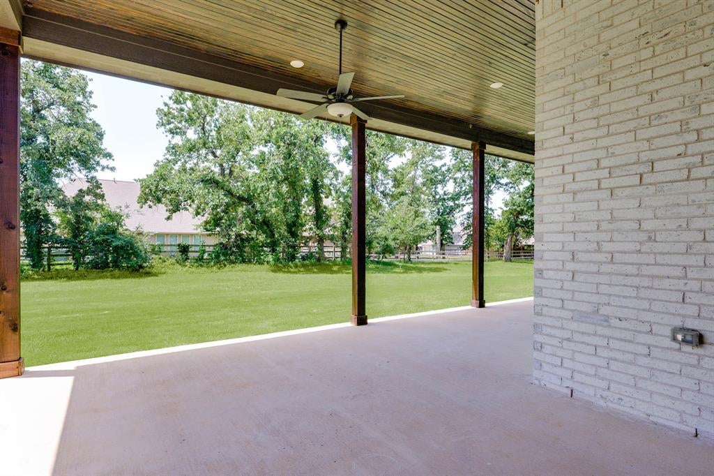 100 Wild Plum Dr, Krugerville, TX 76227 photo