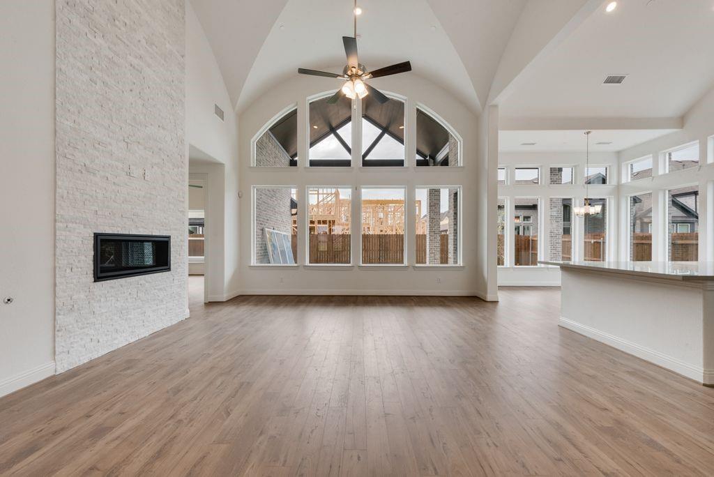 7631 Lanier Ln, Grand Prairie, TX 75054 photo