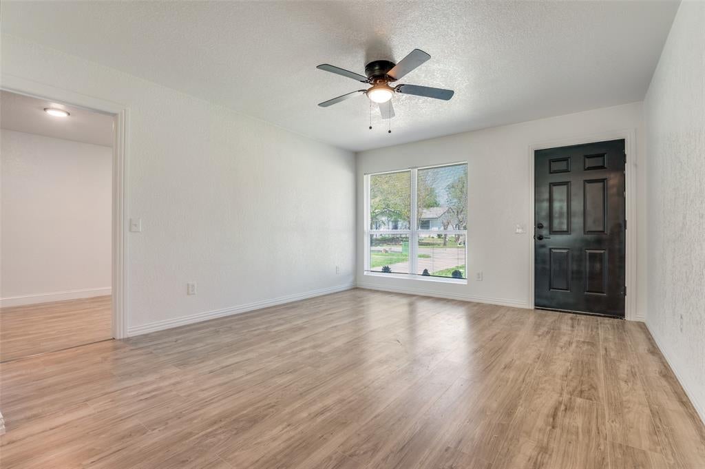 4625 Kyle Dr, Balch Springs, TX 75180 photo