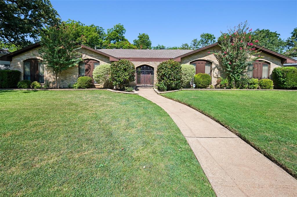 1204 Springwood Ct, Euless, TX 76040