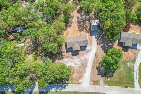 Manufactured Home in Azle TX 134 Overland Trail 20.jpg