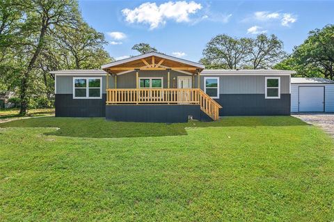 Manufactured Home in Azle TX 134 Overland Trail.jpg