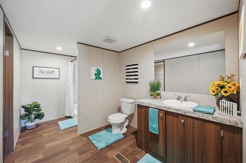 Manufactured Home in Azle TX 134 Overland Trail 12.jpg