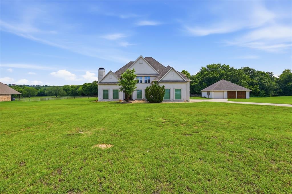 152 Boyce Ln, Fort Worth, TX 76108
