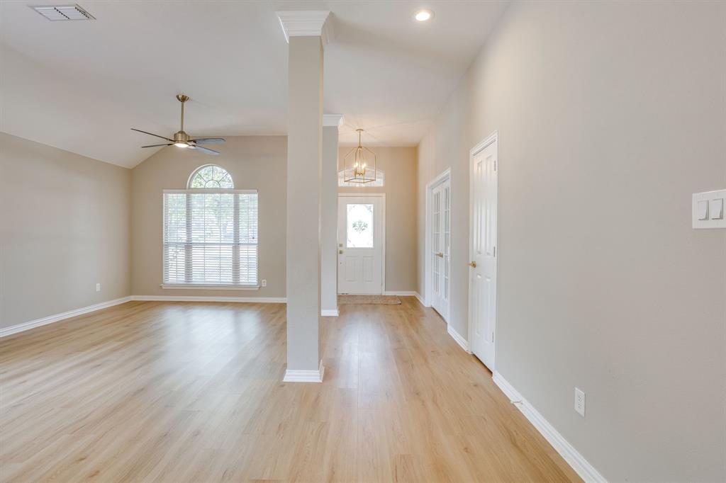 270 Bluff View Ct, Aledo, TX 76008 photo