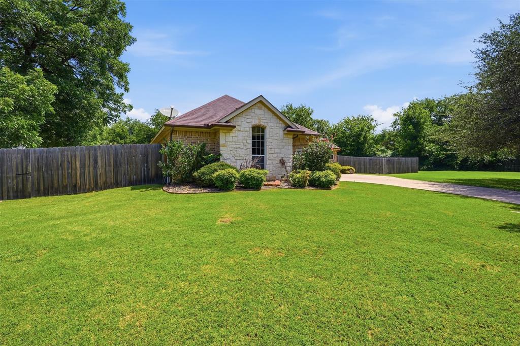 4406 2 Creek Ct, Granbury, TX 76049 photo