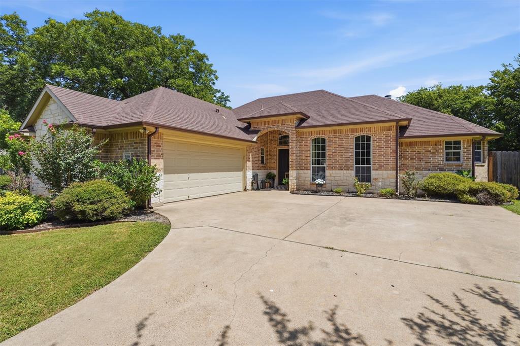 4406 2 Creek Ct, Granbury, TX 76049 photo