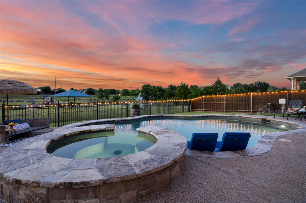 2613 Los Olivos Ln, Fort Worth, TX 76131 photo