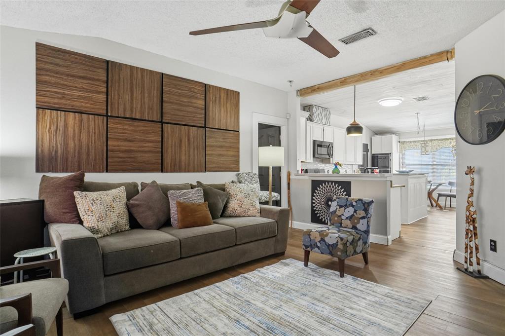 1400 Diversion Orio Dr, Lewisville, TX 75067 photo