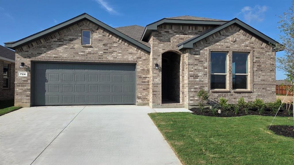 724 Rubicon Rd, Fort Worth, TX 76247