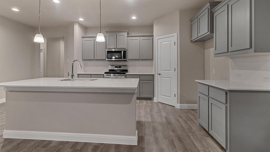 1449 Canterbury Trl, Desoto, TX 75115 photo