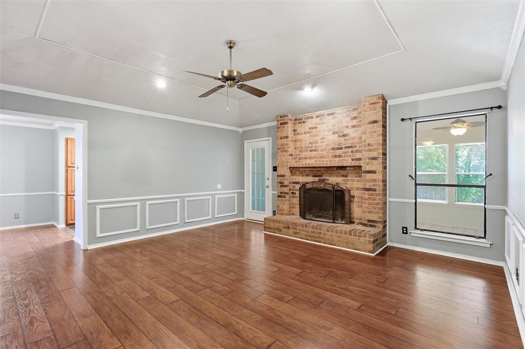 8205 Alsace Ct, Fort Worth, TX 76134 photo