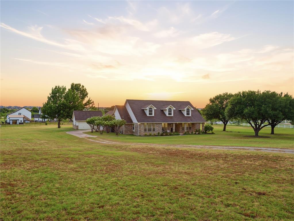 902 W Pioneer Cir, Argyle, TX 76226 photo