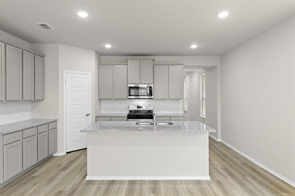 4860 Heirloom Ln, Celina, TX 75009 photo