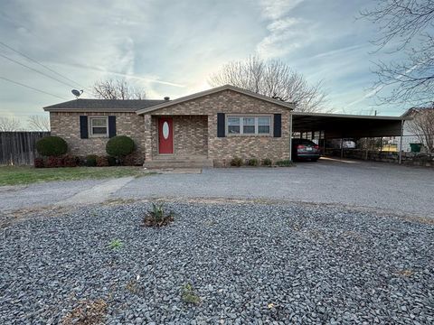 Single Family Residence in Seymour TX 602 Stadium Drive.jpg
