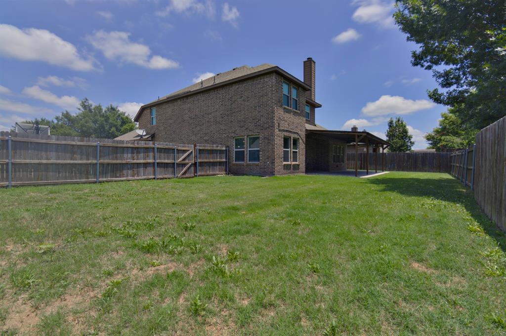 210 Debbie Way, Red Oak, TX 75154 photo