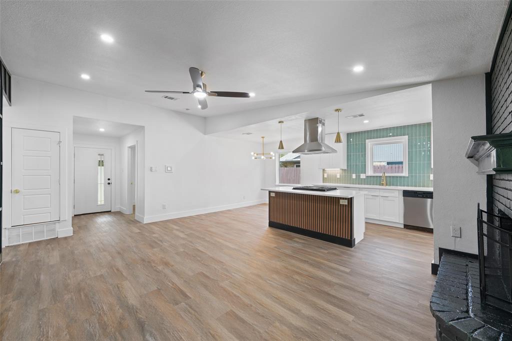 3347 Royal Ln, Dallas, TX 75229 photo